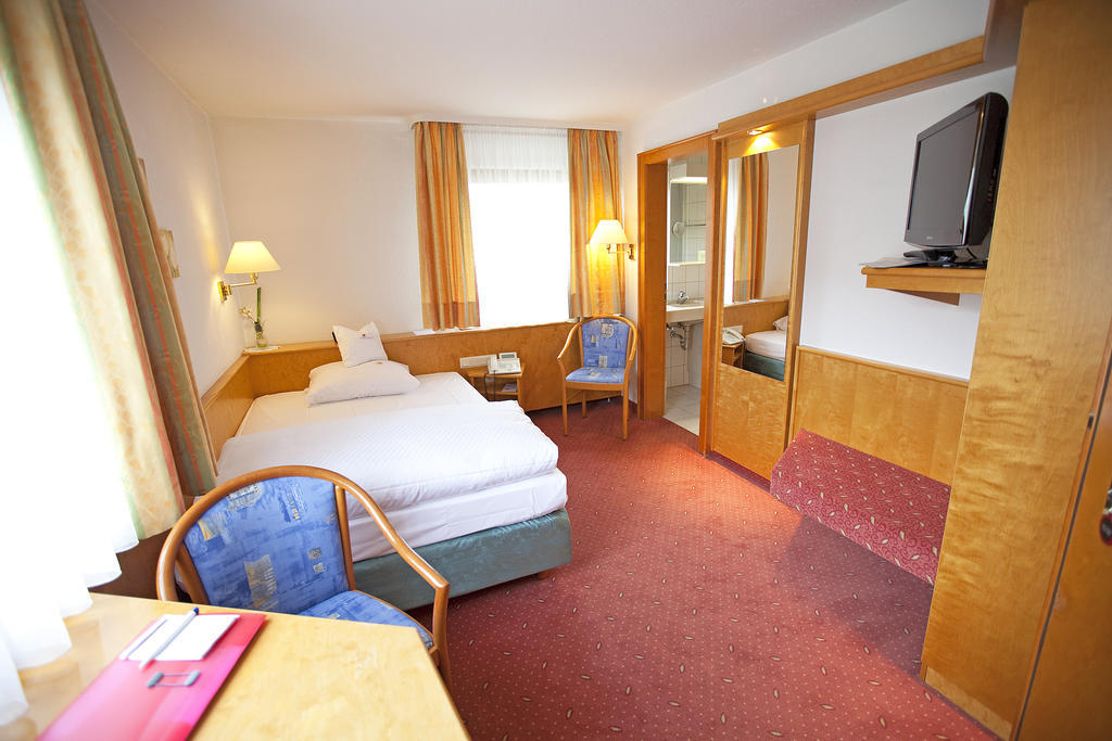 Hotel Restaurant Lamm Hebsack Remshalden Rum bild